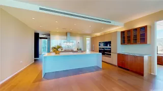 Photo #6: 202519987 Listing 