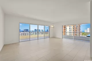 Photo #4: 202520013 Listing 