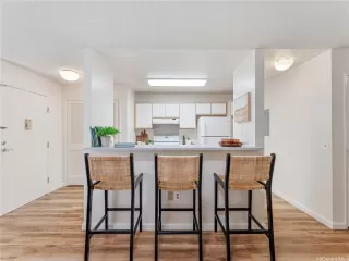 Photo #2: 202520062 Listing 