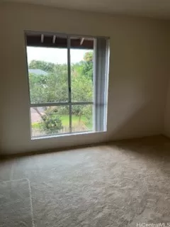 Photo #4: 202520067 Listing