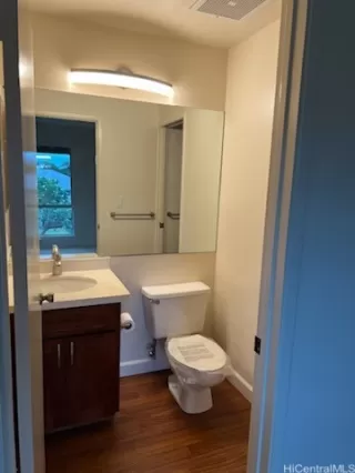 Photo #6: 202520067 Listing