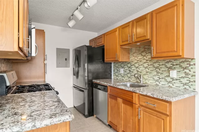 MLS: 202520152 Condo For Sale