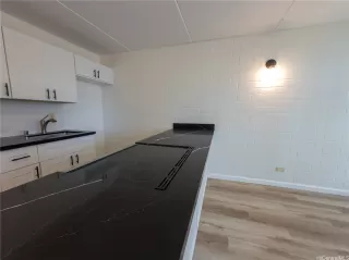 Photo #2: 202520153 Listing 