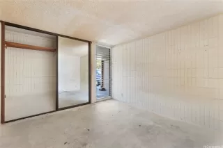 Photo #6: 202520169 Listing