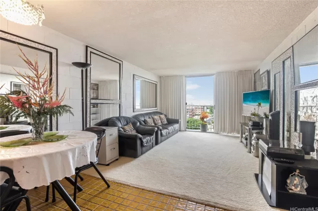 MLS: 202520172 Condo For Sale