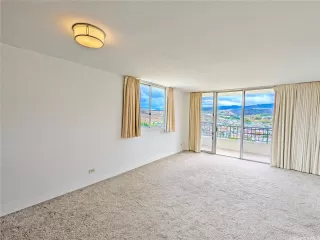 Photo #4: 202520173 Listing 