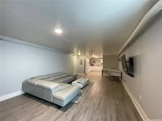 Photo #4: 202520180 Listing