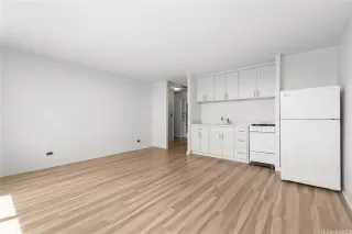 Photo #5: 202520193 Listing