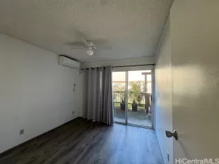 Photo #6: 202520205 Listing