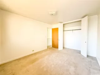 Photo #4: 202520217 Listing 