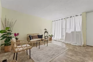 Photo #2: 202520223 Listing