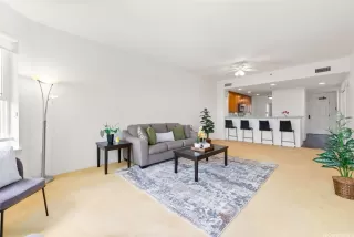 Photo #2: 202520256 Listing 