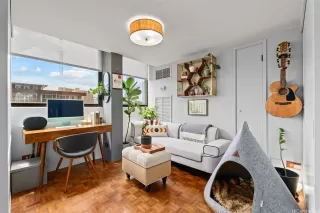 Photo #4: 202520281 Listing 