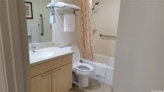 Photo #4: 202520310 Listing