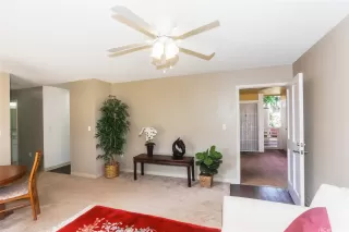 Photo #4: 202520316 Listing 