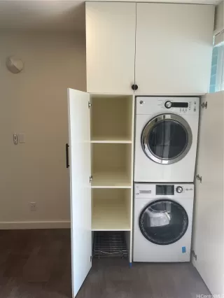 Photo #5: 202520336 Listing 