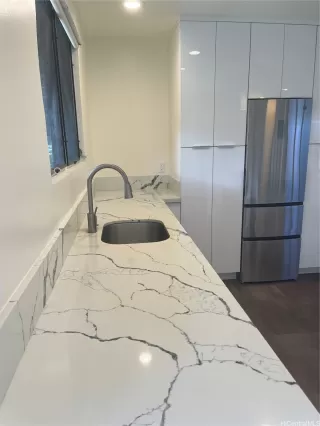 Photo #6: 202520336 Listing 