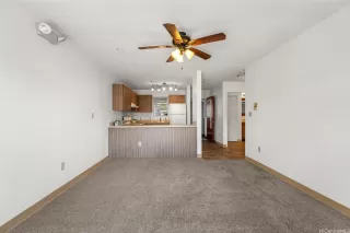 Photo #4: 202520352 Listing 