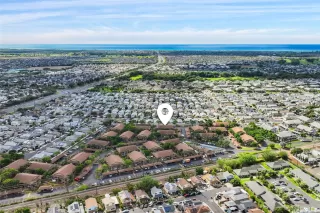 Photo #5: 202520356 Listing 