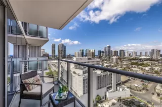 Photo #5: 202520366 Listing 