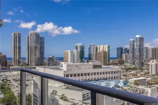 Photo #6: 202520366 Listing 