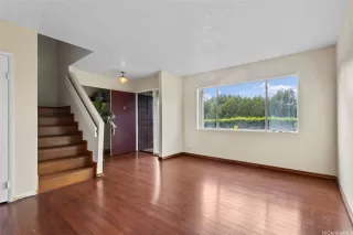 Photo #6: 202520397 Listing 