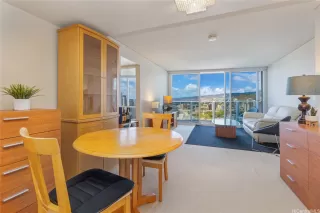 Photo #4: 202520434 Listing 