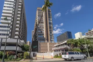More Details about MLS # 202520448 : 2415 ALA WAI BOULEVARD 1606