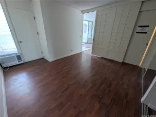 Photo #3: 202520453 Listing 