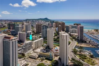 Photo #2: 202520457 Listing 