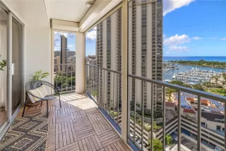 Photo #6: 202520457 Listing 