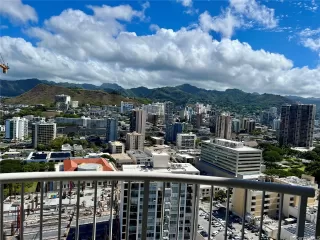 Photo #5: 202520464 Listing 