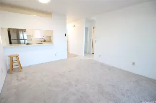 Photo #5: 202520466 Listing 