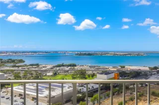 Photo #3: 202520497 Listing 