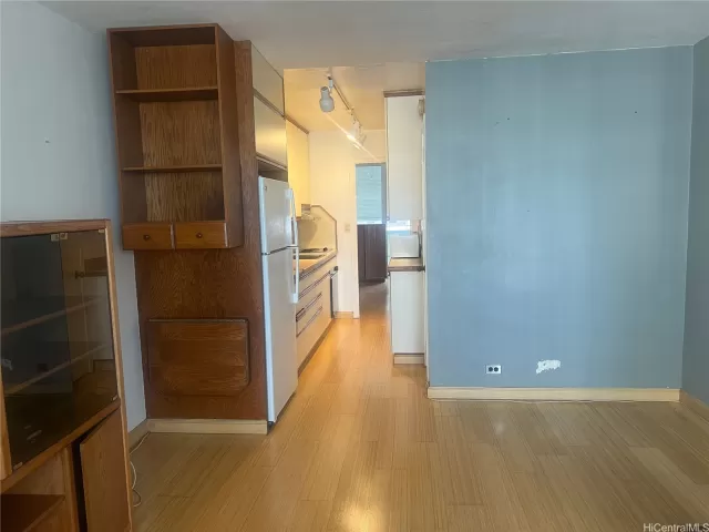 MLS: 202520503 Condo For Sale