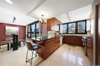 Photo #5: 202520504 Listing 