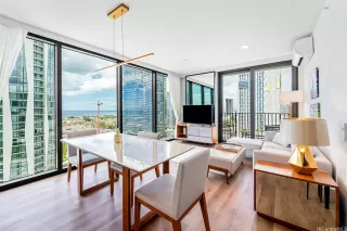 Photo #4: 202520531 Listing 