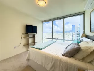 Photo #3: 202520542 Listing 