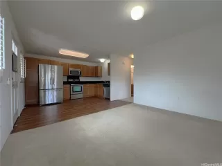 Photo #3: 202520560 Listing 