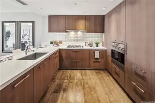 Photo #4: 202520565 Listing 