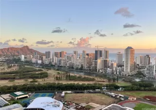 More Details about MLS # 202520625 : 581 KAMOKU STREET 3802