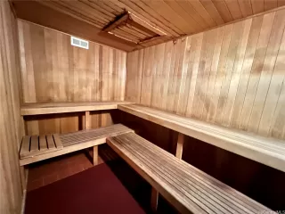 Photo #5: 202520625 Listing 