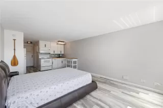 Photo #5: 202520651 Listing 