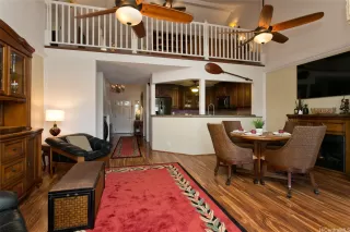 Photo #4: 202520653 Listing 