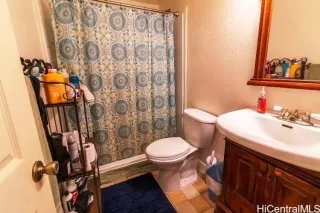 Photo #4: 202520656 Listing 