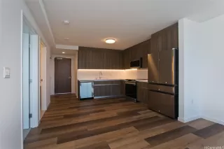 Photo #4: 202520663 Listing 