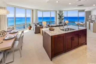 Photo #3: 202520667 Listing 