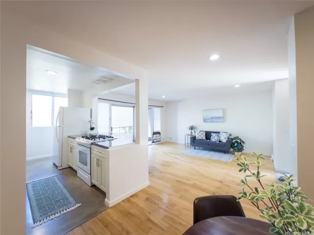 MLS: 202520678 Condo For Sale