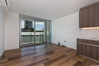 Photo #2: 202520685 Listing 