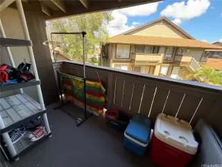 Photo #6: 202520695 Listing 